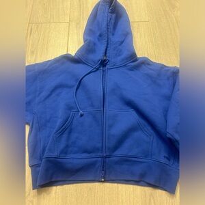 Aritzia TNA Sweatfleece Cozy Fleece Boyfriend Fit Blue Sweatshirt